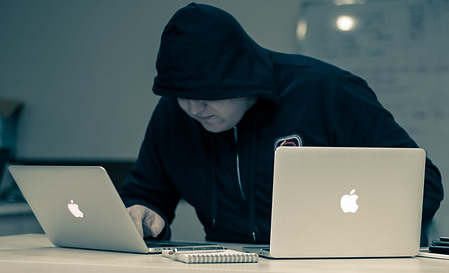 identity theft criminal